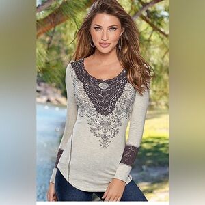 VENUS Chic Cream and Gray Lace Accent Long Sleeve Top Size L
